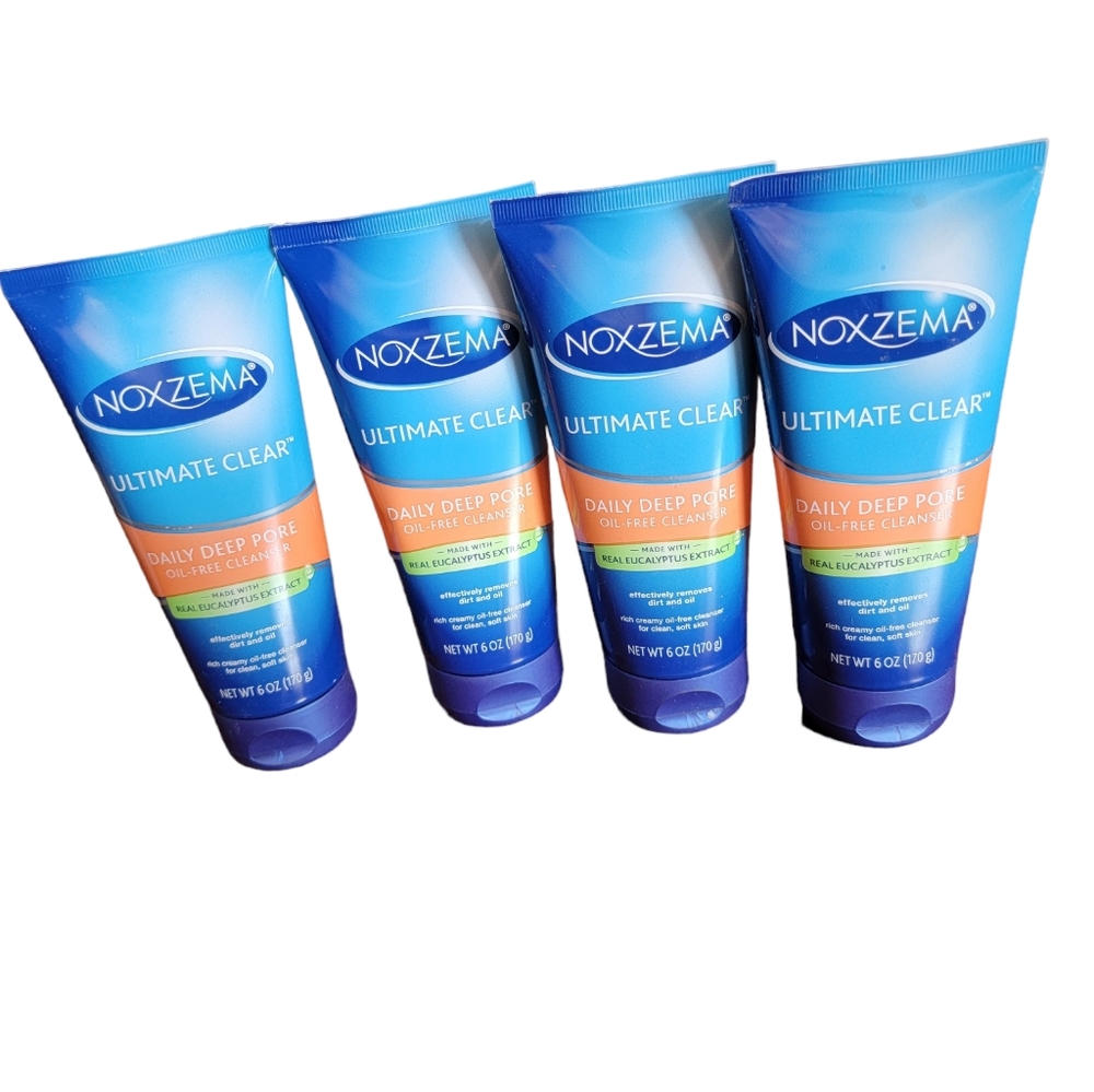 Noxzema Ultimate Clear Anti Blemish Daily Scrubs  5oz. Lot of Four